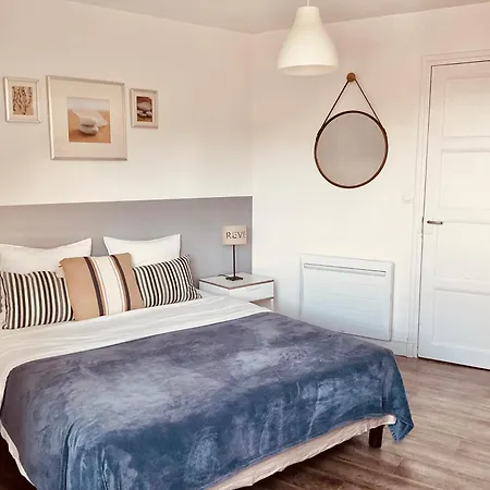 Apartment Vue Sur Port-en-Bessin-Huppain