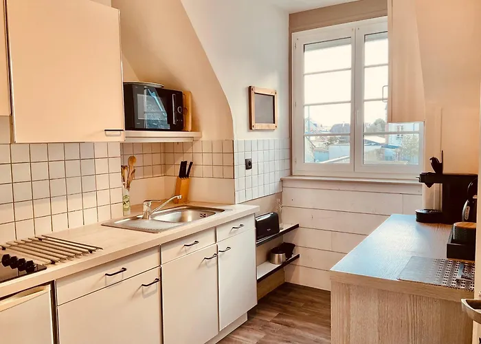 Apartament Vue Sur Port-en-Bessin-Huppain