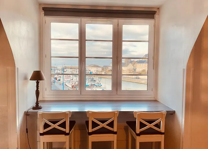 Vue Sur * Port-en-Bessin-Huppain